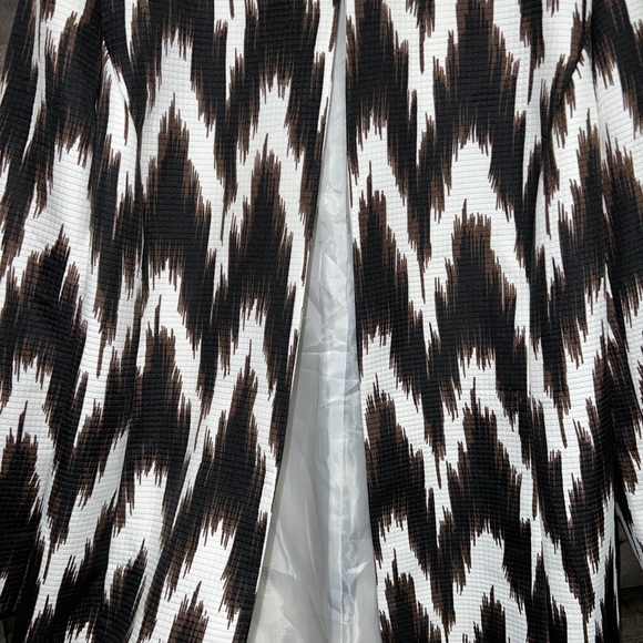 TAHARI New jacket! - Picture 5 of 8